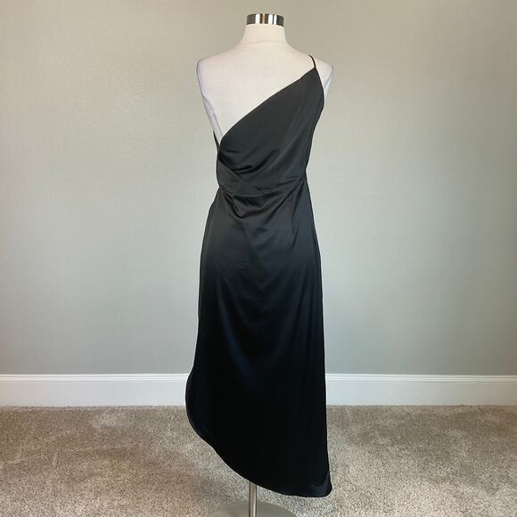 Black Satin One Shoulder Cocktail Dress Size 6 High Low Thigh Slit Shift by AQUA - Picture 6 of 11